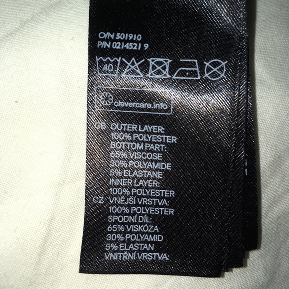 H&M black and white fitted dress - Picture 6 of 8